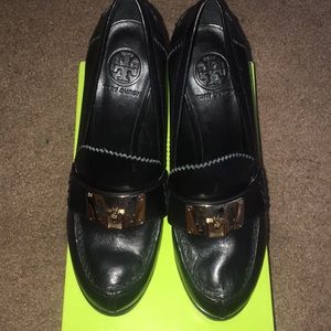 Black chunky heel, very comfortable